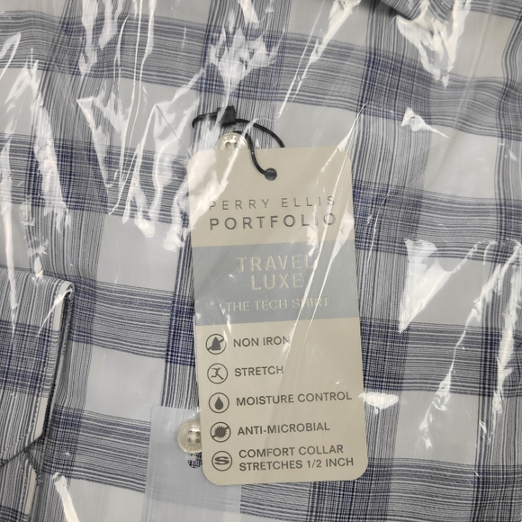 --SOLD---Perry Ellis Portfolio Tech Shirt Travel Button up - Picture 4 of 4
